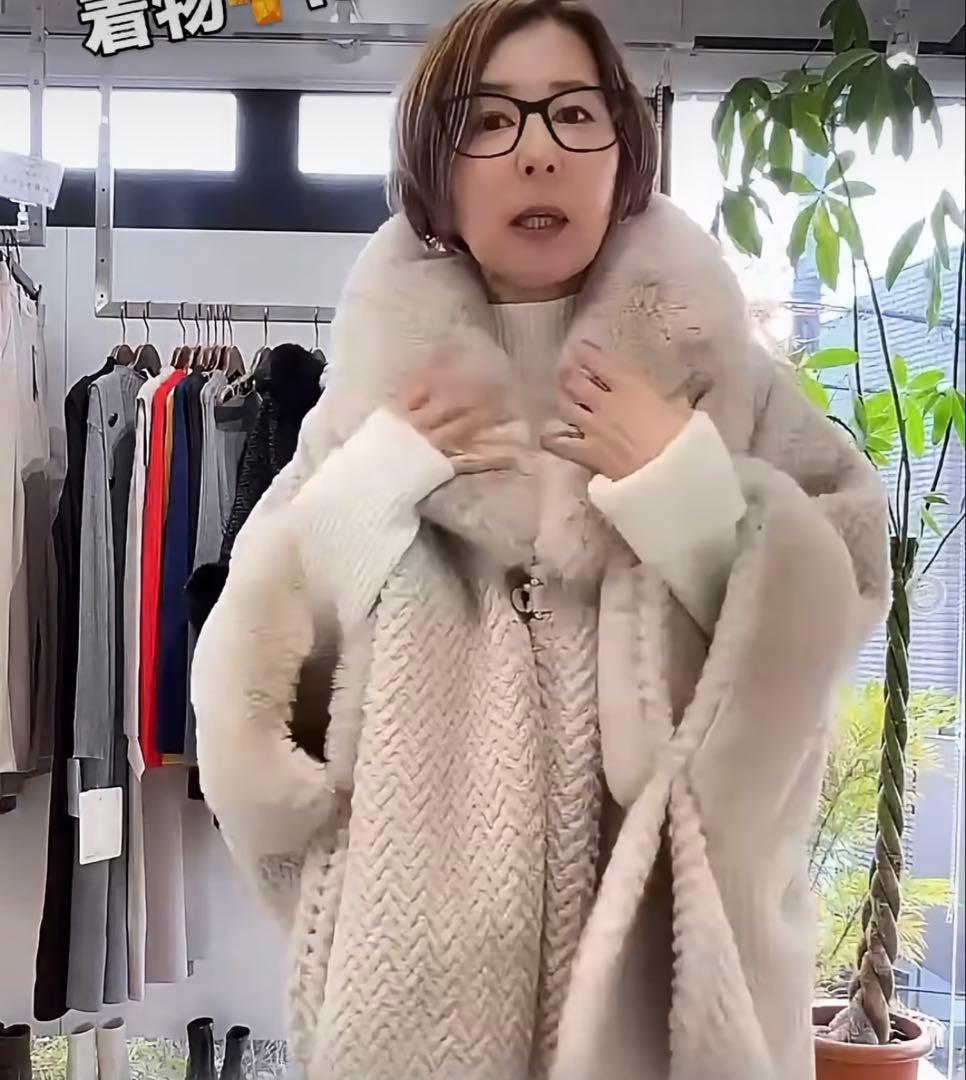新品未使用タグ付きベージュ ポンチョコート