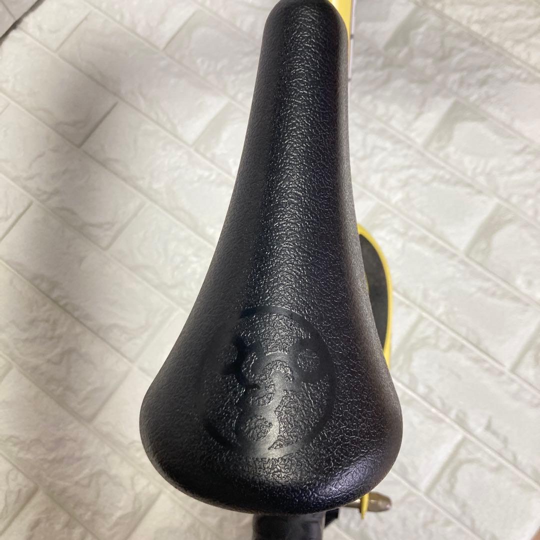 ストライダー 12インチ スポーツモデル イエロー 黄色