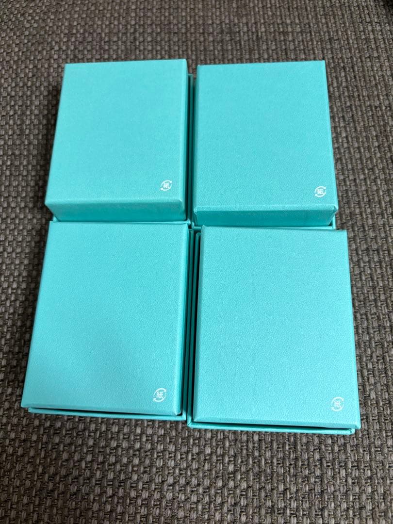 国内旧型　美品ティファニー空箱　巾着10セット