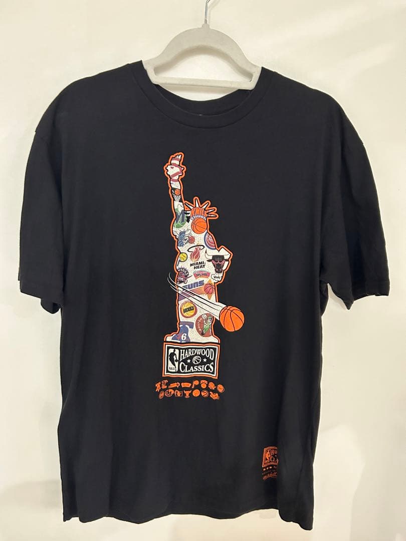 ミッチェル&ネス ニューヨークニックス ニューヨーク限定Tシャツ