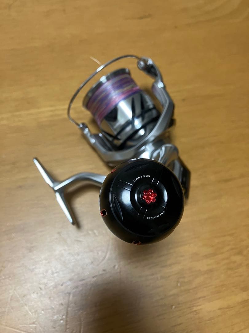 美品　SHIMANO STRADIC 4000MHG ゴメクサスハンドルノブ