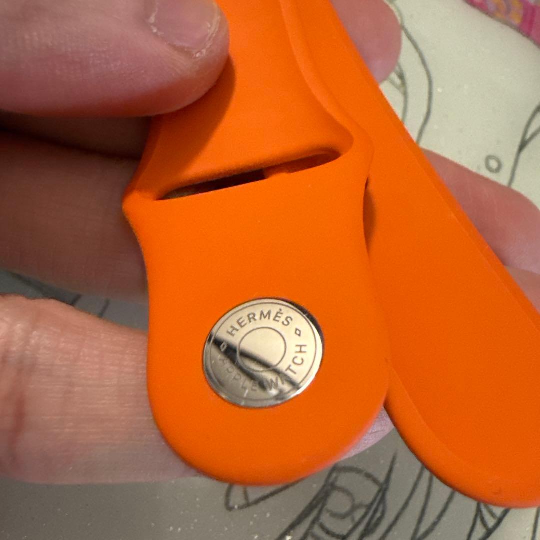 装着僅美品Apple Watch エルメス　オレンジ　スポーツバンド　38/40