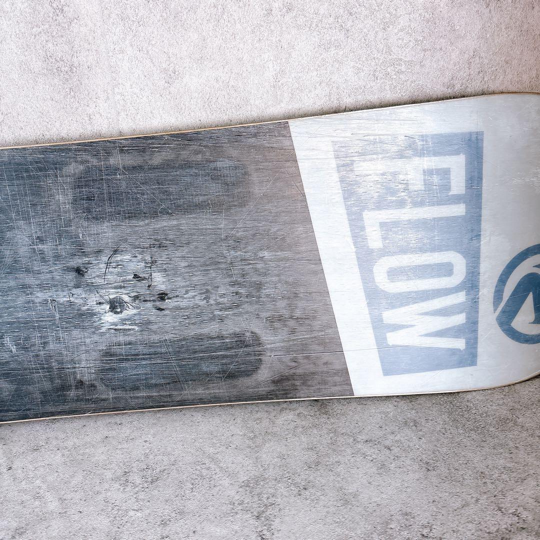 メンズスノーボード　FLOWフロウBLACKOUTブラックアウト154cm板単品