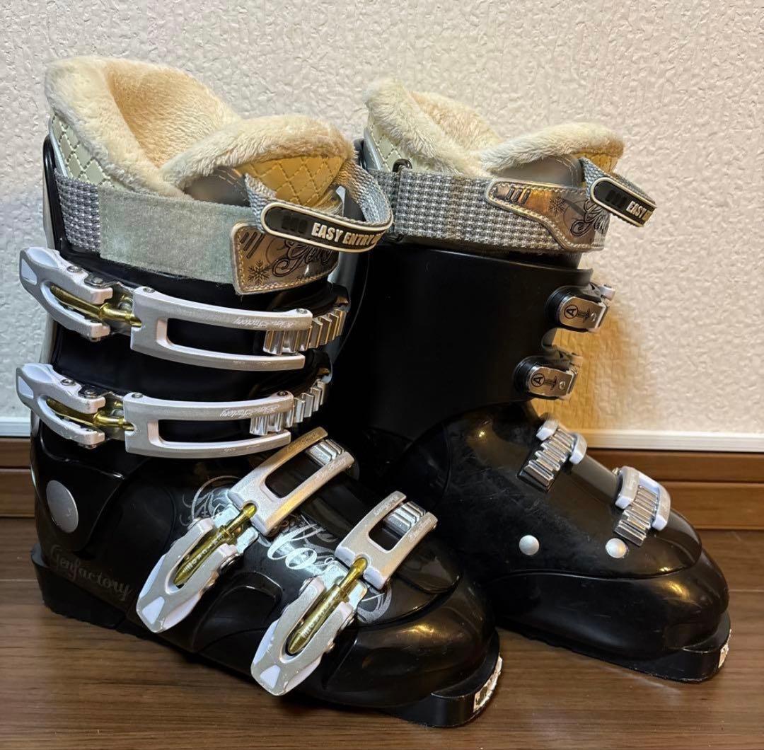 GEN FACTORY女性用スキーブーツ23.5㎝