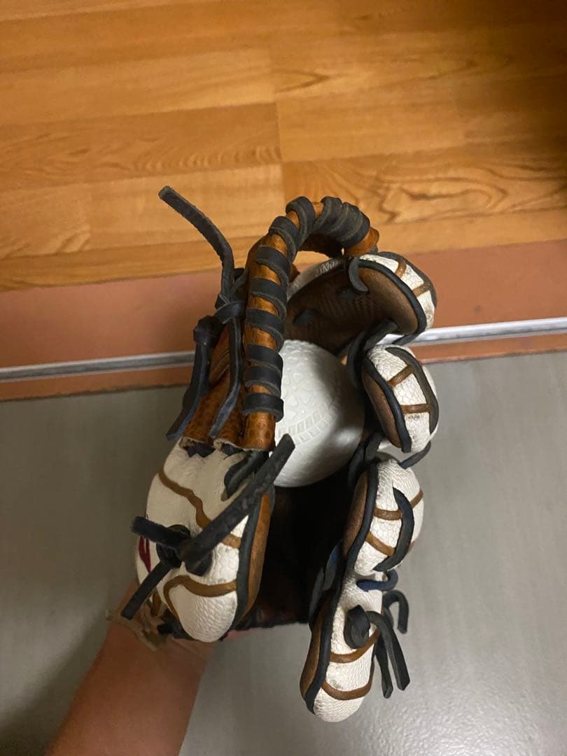 wilson ウィルソン　内野手用 デュアル 86型 小指２本入れ型