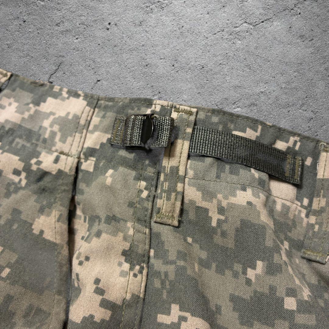 米軍実物ACUカーゴパンツ実寸W33デジカモ M-Lミリタリー 古着アラミド繊維