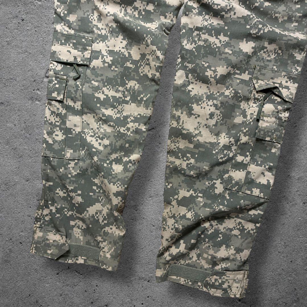 米軍実物ACUカーゴパンツ実寸W33デジカモ M-Lミリタリー 古着アラミド繊維