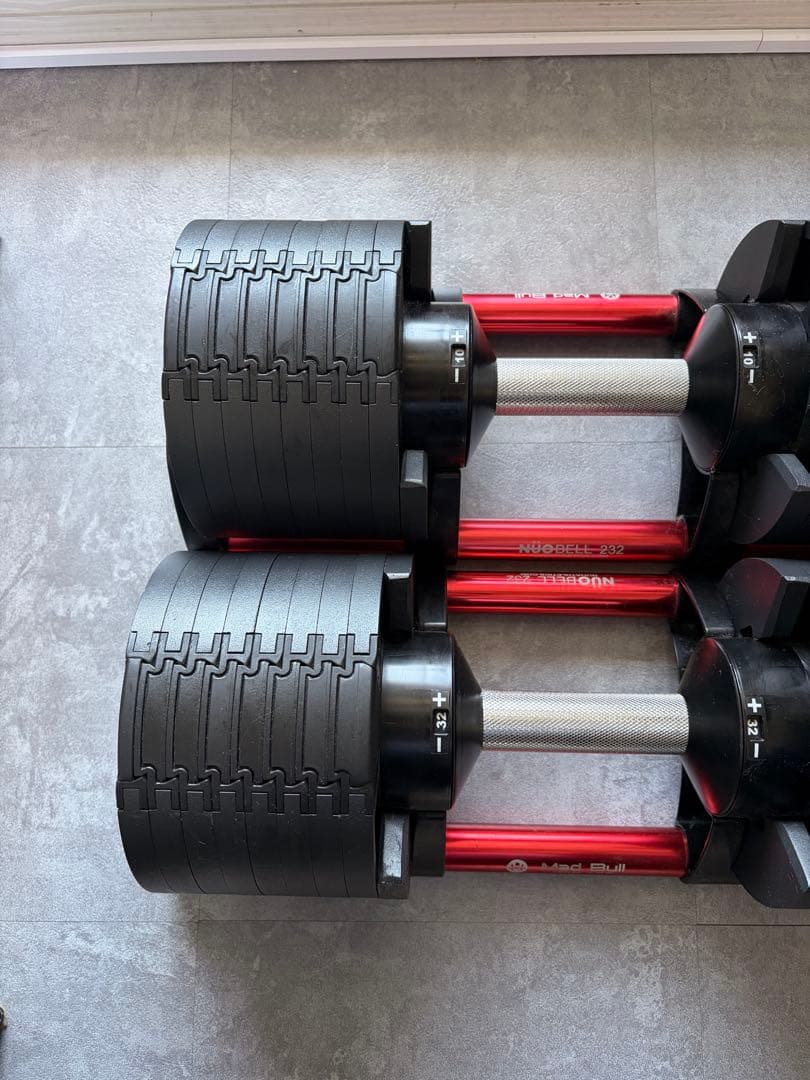 定価84,800円フレックスベル 32kg 2kg刻み 可変式ダンベル2個セット