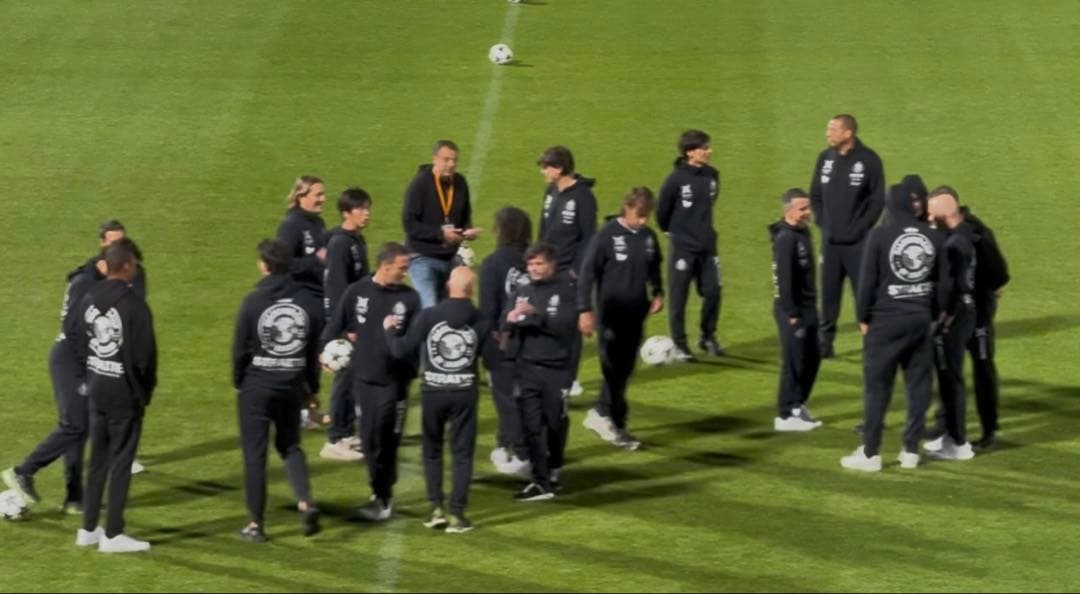 DIAMOND サイン入りシャツ Kaká,Dida Saviola直筆サイン