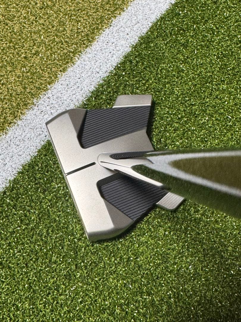 新品同様SCOTTY CAMERON PHANTOM 11R OC パター