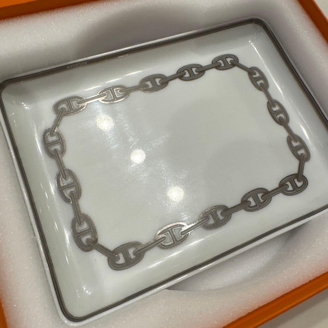 HERMES チェーンモチーフ 陶器の皿