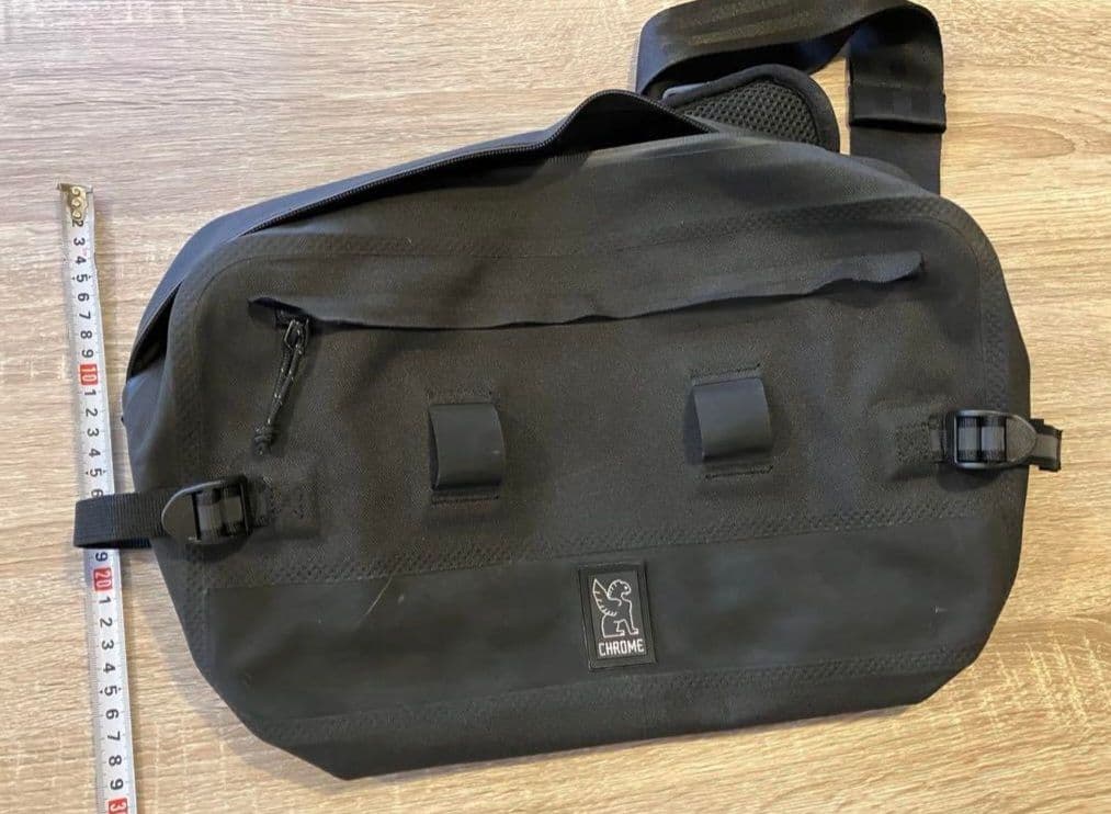 ★CHROME ・クローム BG-258 URBAN EX SLING 10L