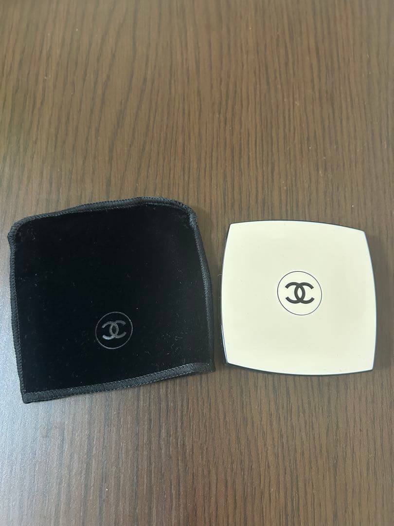 CHANEL レベージュパレットルガールウォーム(アイシャドウ)