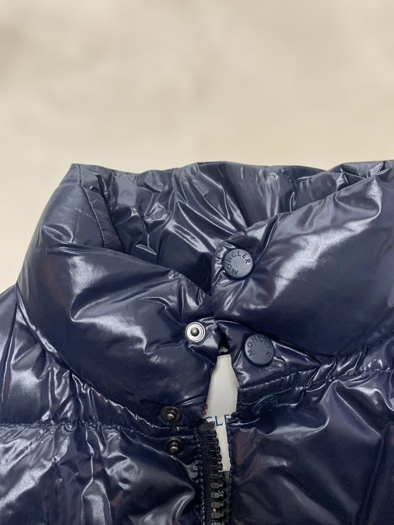 MONCLER ネイビー ダウンベスト　希少デカロゴ