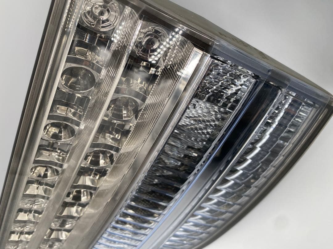 トヨタ エスティマ 50系 LEDテールランプ左右セット　ACR50 GSR55