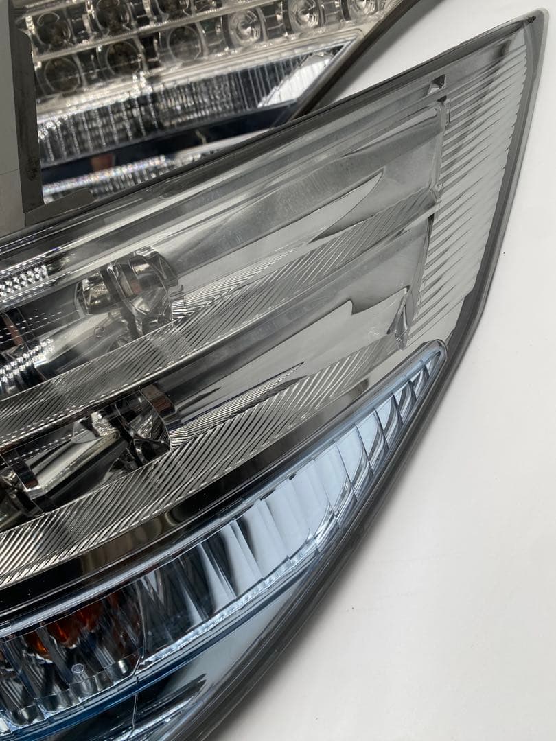 トヨタ エスティマ 50系 LEDテールランプ左右セット　ACR50 GSR55