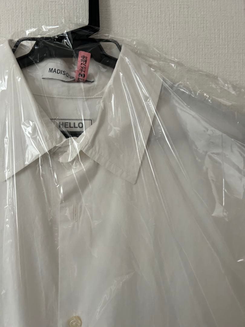 マディソンブルー ドロップショルダー ゆるシャツ 白シャツ　01