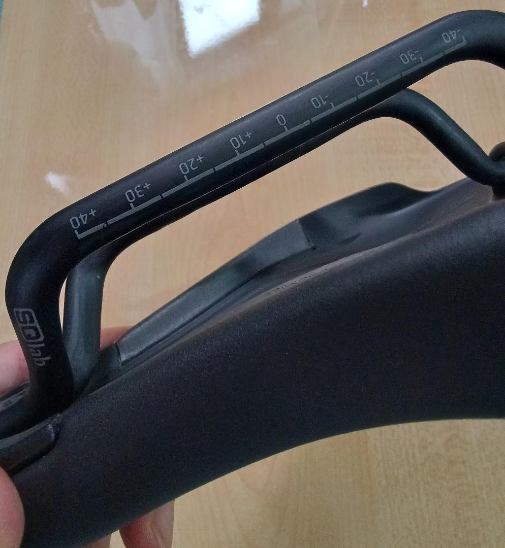 パーツ SQlab Saddle 613 ERGOWAVE R Carbon 12cm