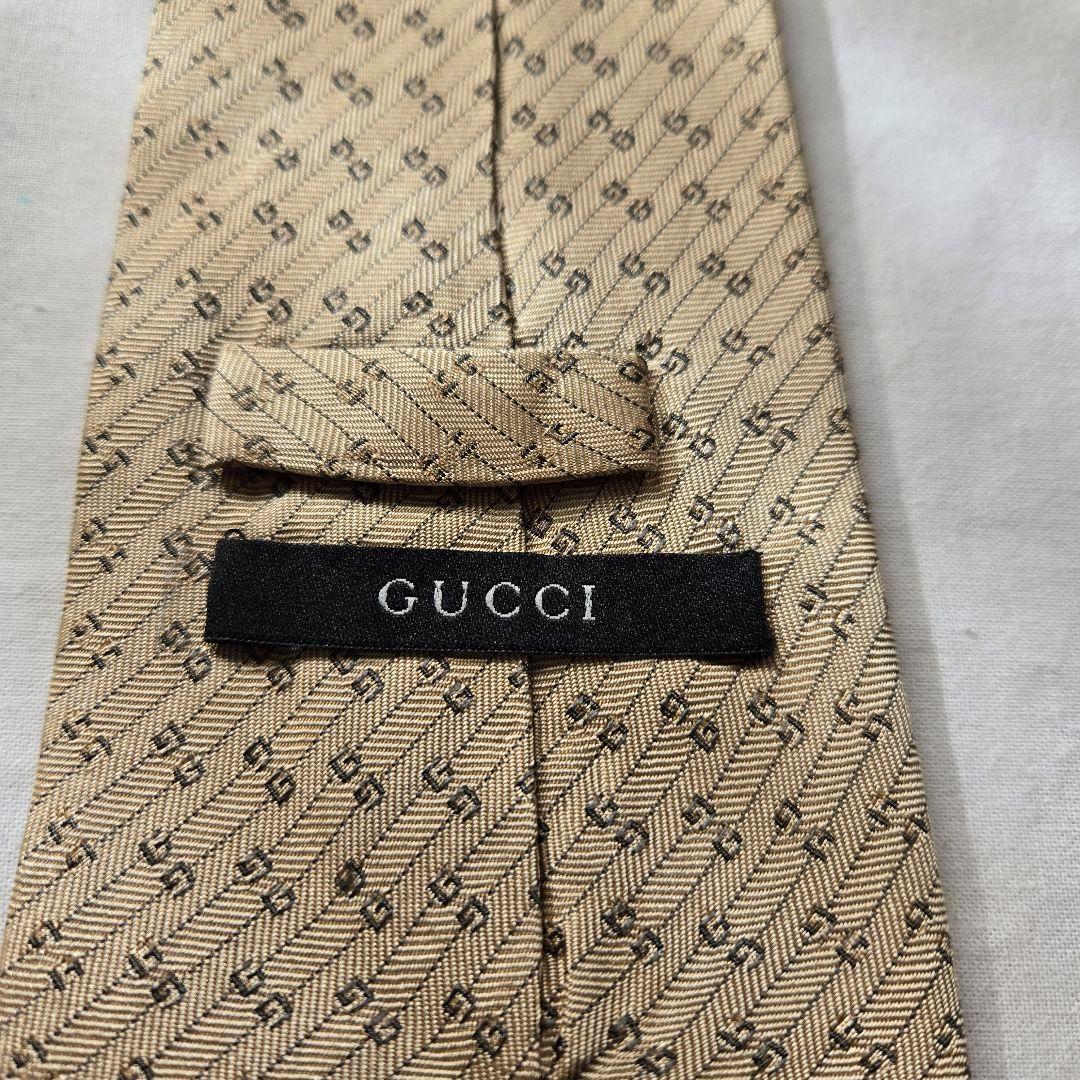 GUCCI　グッチ　ベージュ　ロゴ　ネクタイ　ピンストライプ　シルク