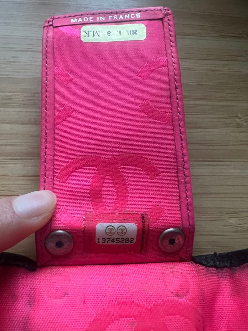 CHANEL ブラック キルティング　キーケース
