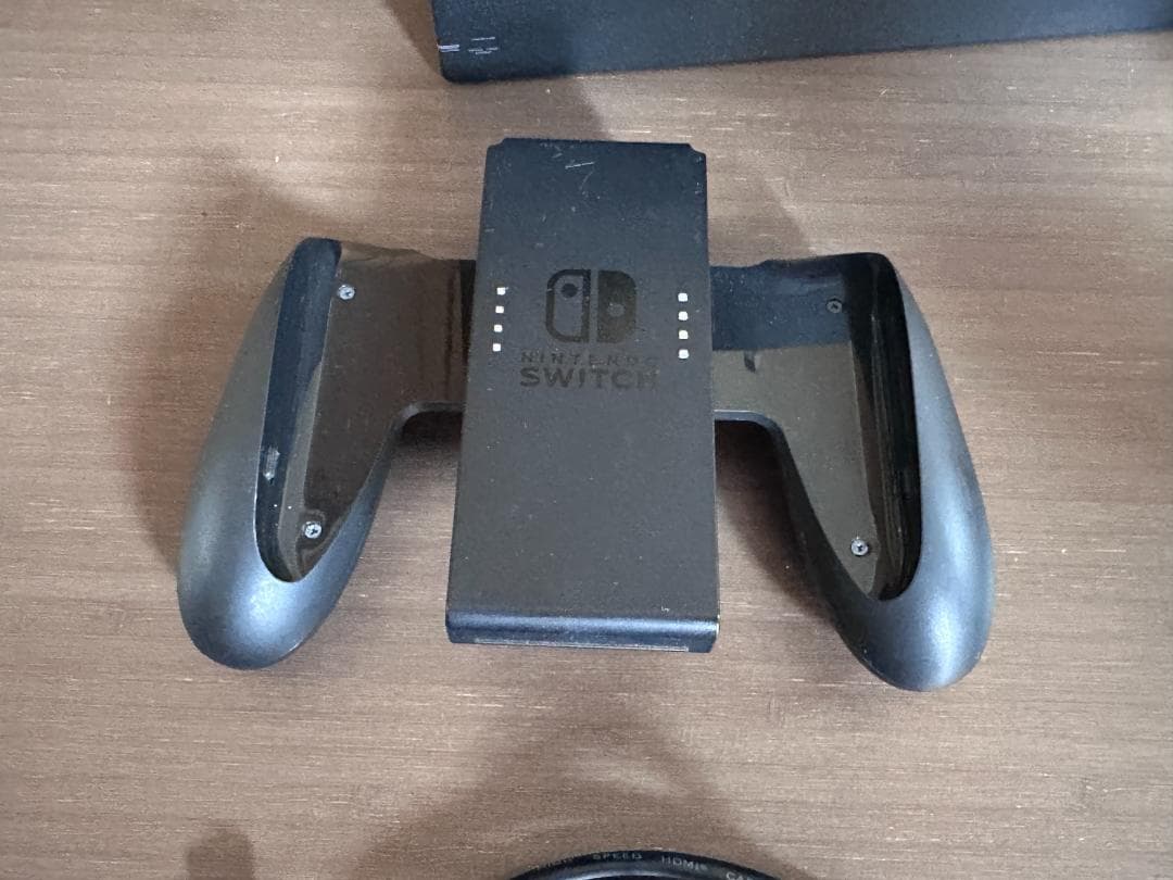 Nintendo Switch 赤/青 本体 充電器付き