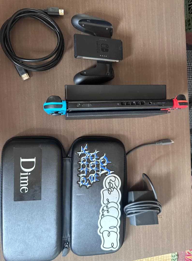 Nintendo Switch 赤/青 本体 充電器付き