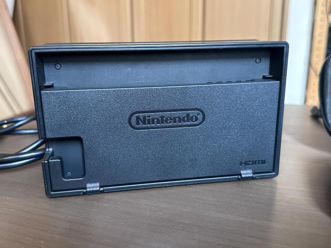 Nintendo Switch 赤/青 本体 充電器付き