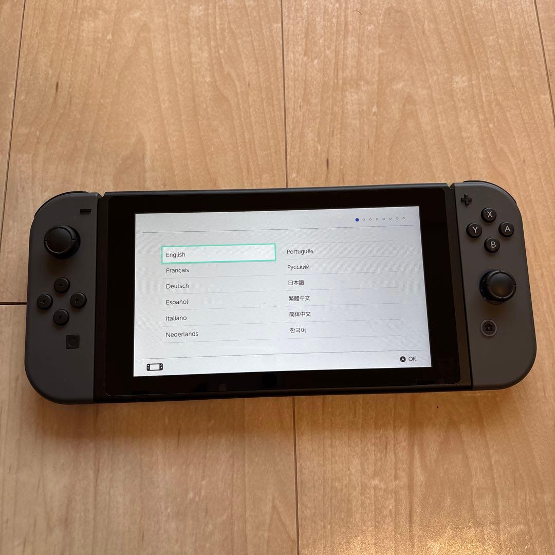 【美品】Nintendo Switch 本体 ブラック ジョイコン付き