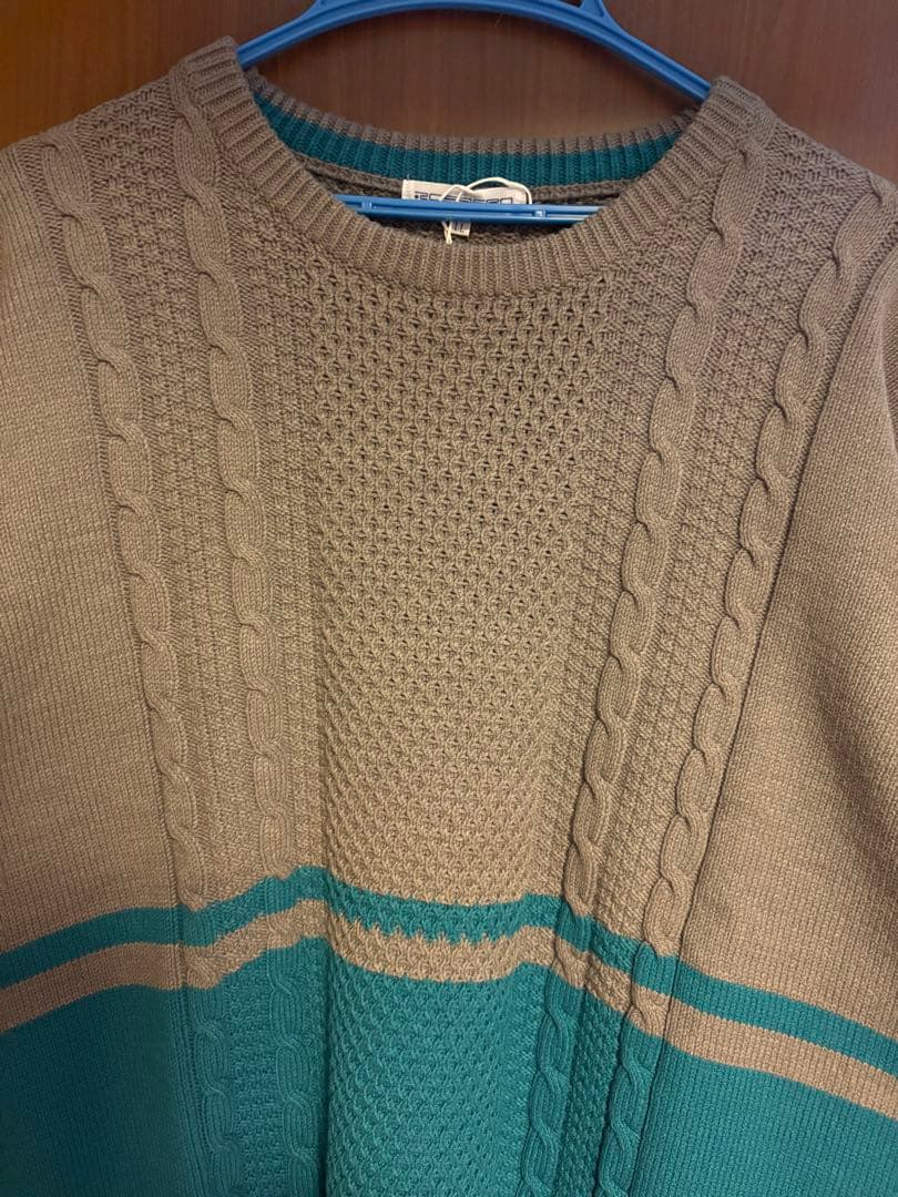 【新品・1万円引き】ROSSEN ケーブルニットセーター　定価18,700円