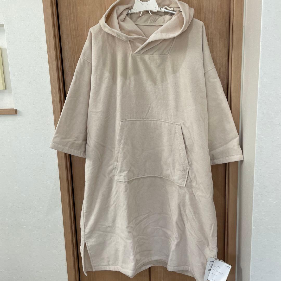 今話題！UCHINO フリース サウナポンチョ ベージュ　未使用新品20900円