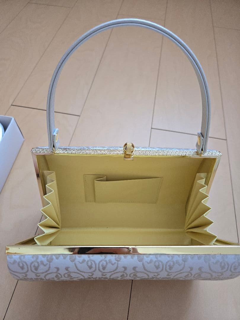 シルバー 花柄 和装用バッグと草履セット