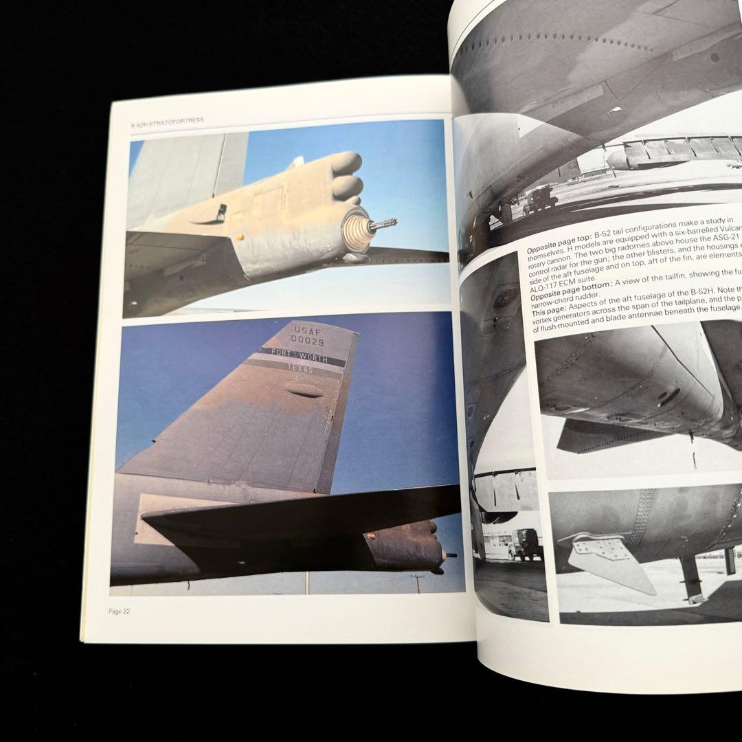 B-52 ストラトフォートレス 写真集「B-52 Stratofortress」