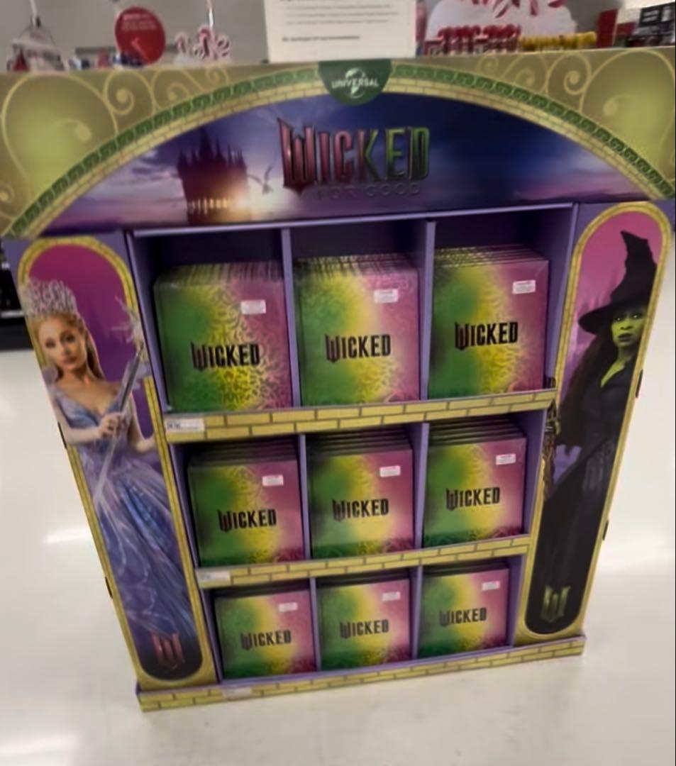 【アメリカ限定】Wicked 公式写真集　ポスター付き