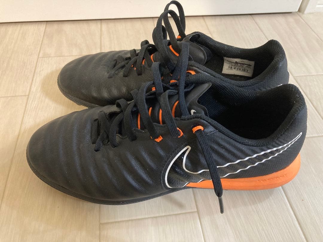 【美品】NIKE TIENPO X 25.5cm