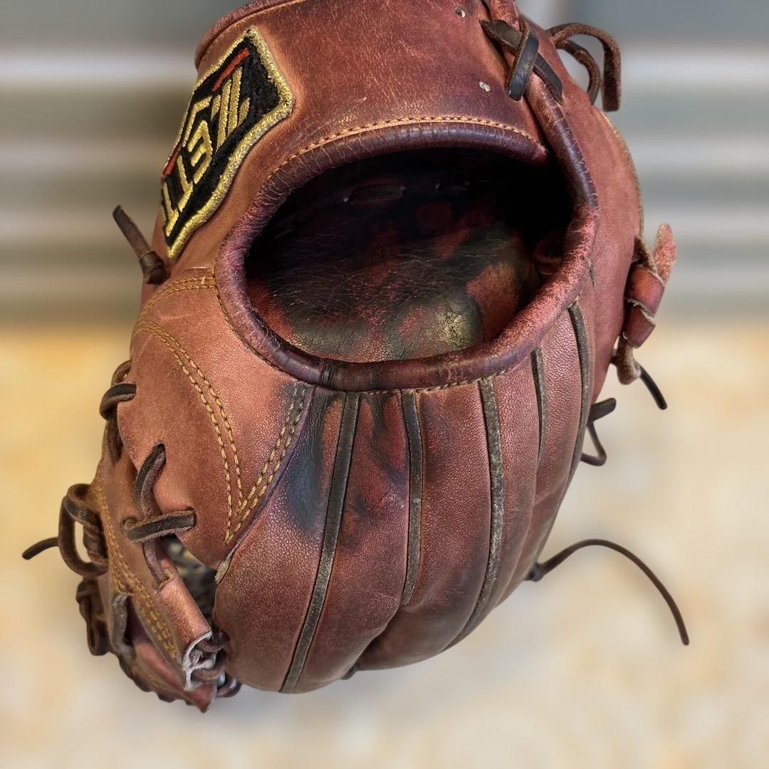 ゼット　プロステイタス　内野手用グローブ　硬式一般用　袋付き