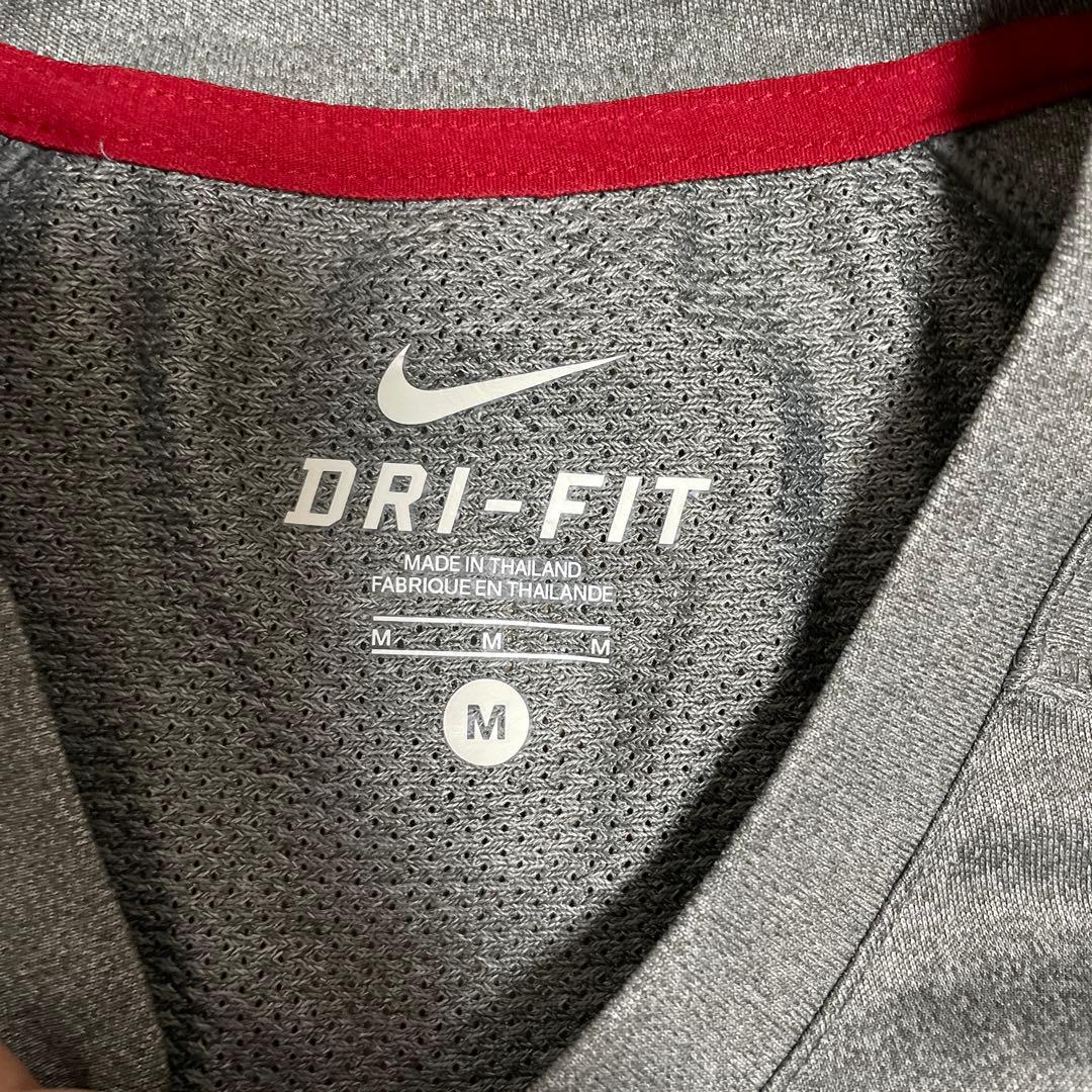 アントラーズ　ナイキ　Nike Dri-FIT 練習着　美品