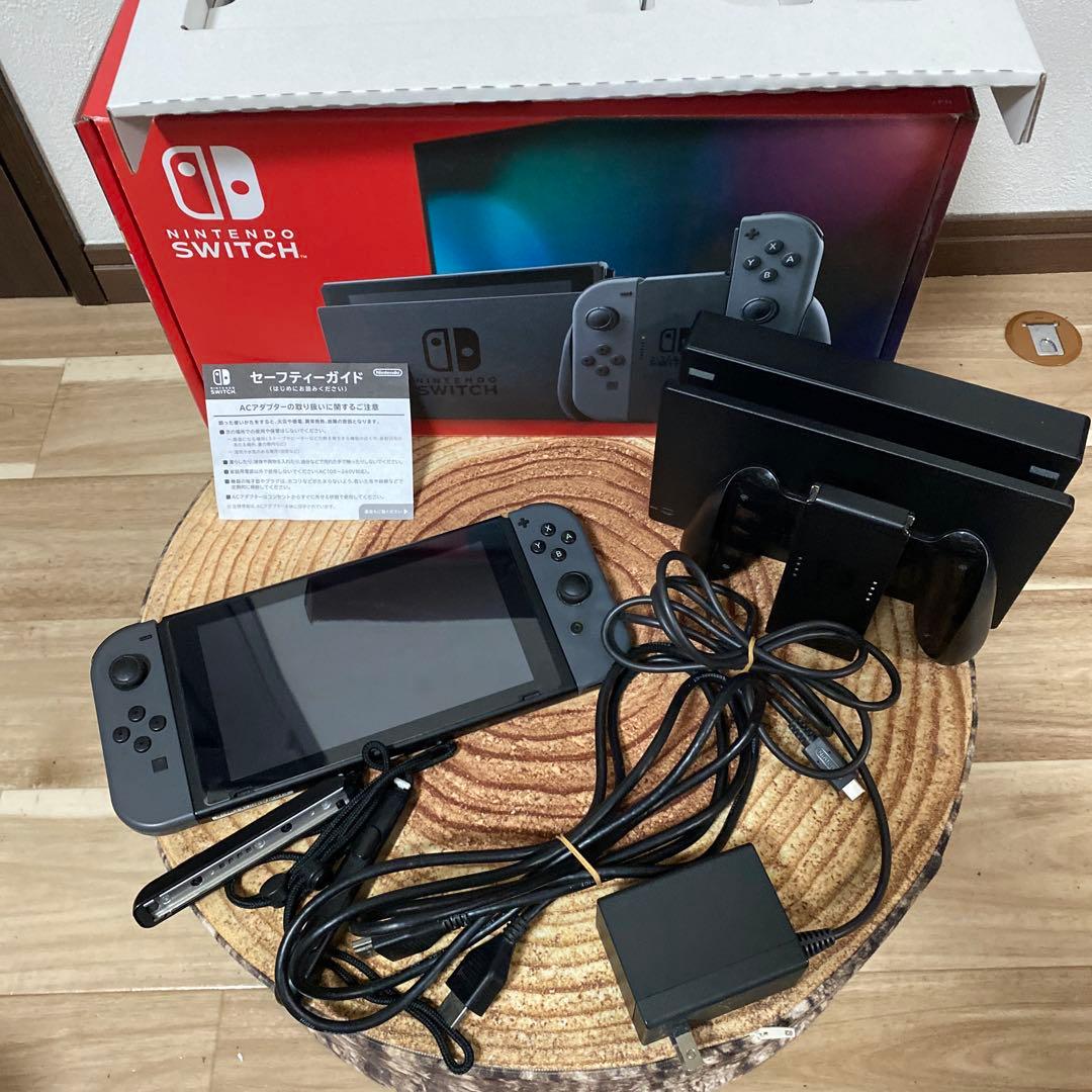 Nintendo Switch ニンテンドースイッチ本体　グレー