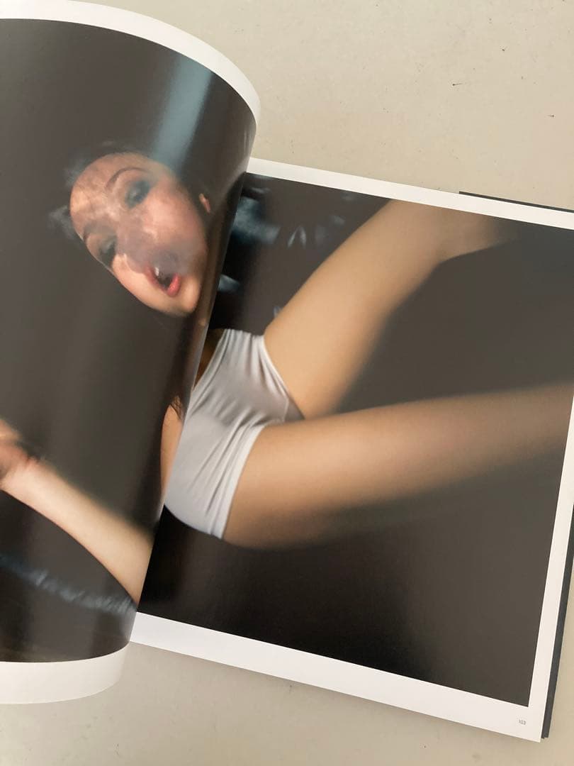 アート・デザイン・音楽 FEMALE EROTIC PHOTOGRAPHY Reka Nyari