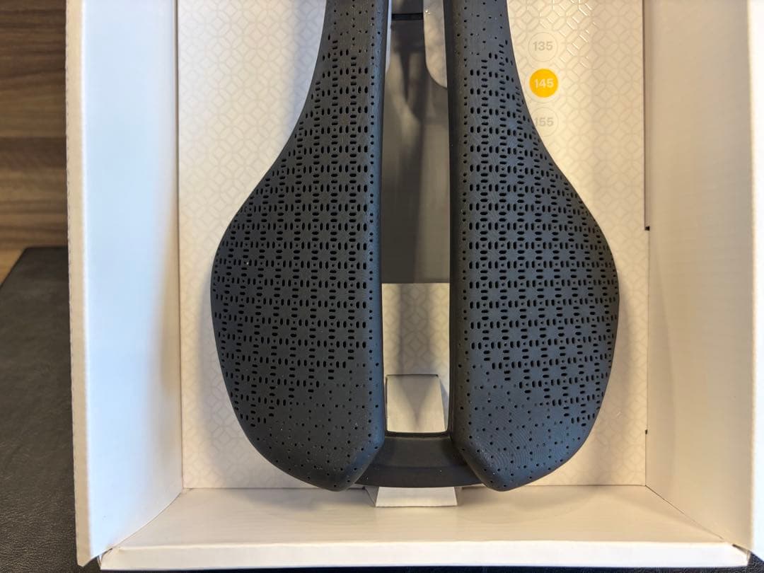 Aeolus Pro AirLoom 3Dプリント カーボンレールサドル