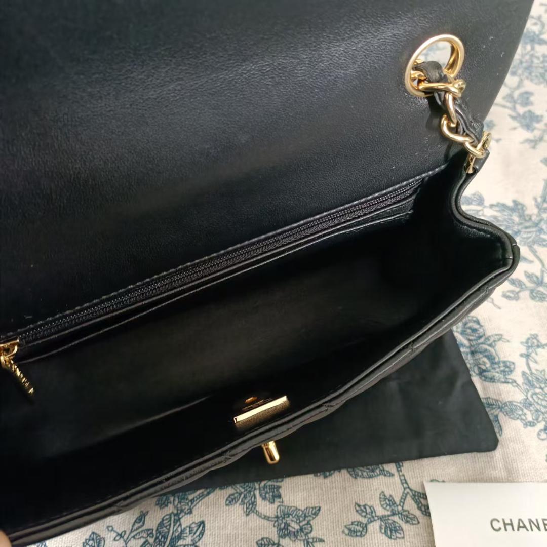 CHANEL シャネル ミニフラップバッグ