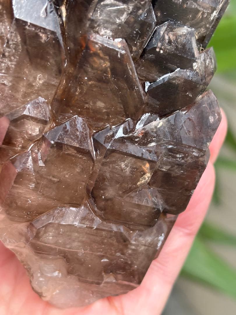 ブラジル産　ジャカレー水晶　ワニ水晶　エレスチャル　400g 複数水入り