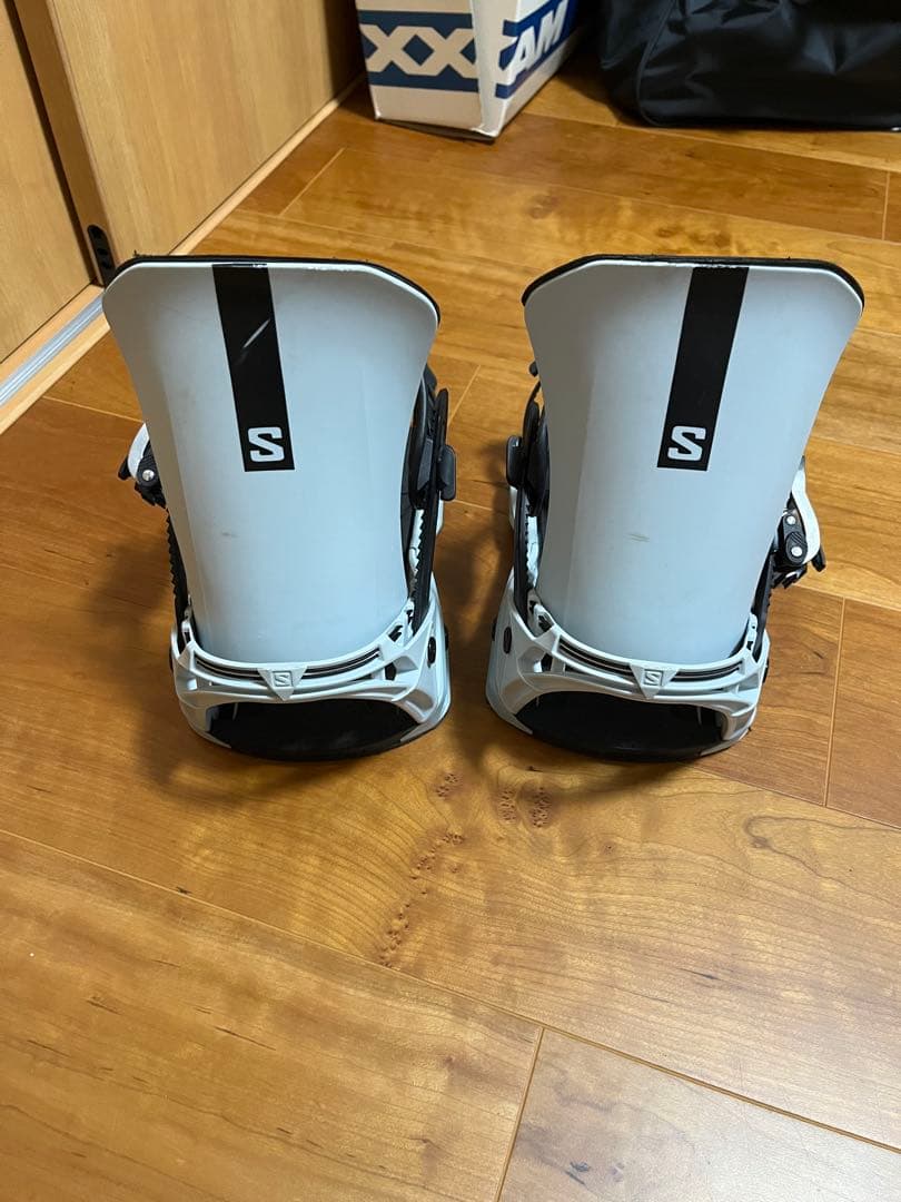 Salomon スノーボードビンディング ディストリクトM