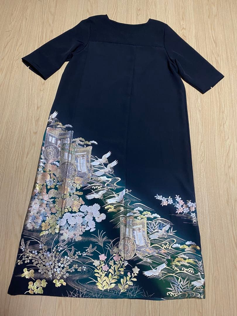 《LL 123cm》 緑花柄 黒留袖 ヨーク切り替え 七分袖 ワンピース 落款