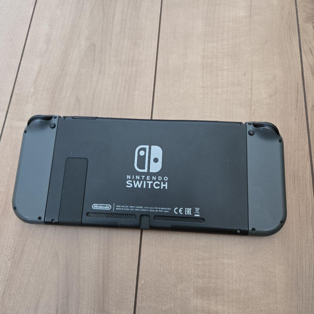 Nintendo Switch　有線接続用アダプターとmicroSD64gb付き