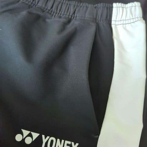 新品　YONEX　O　メンズ　ウォームアップパンツ　ストレッチ　黒　バドミントン