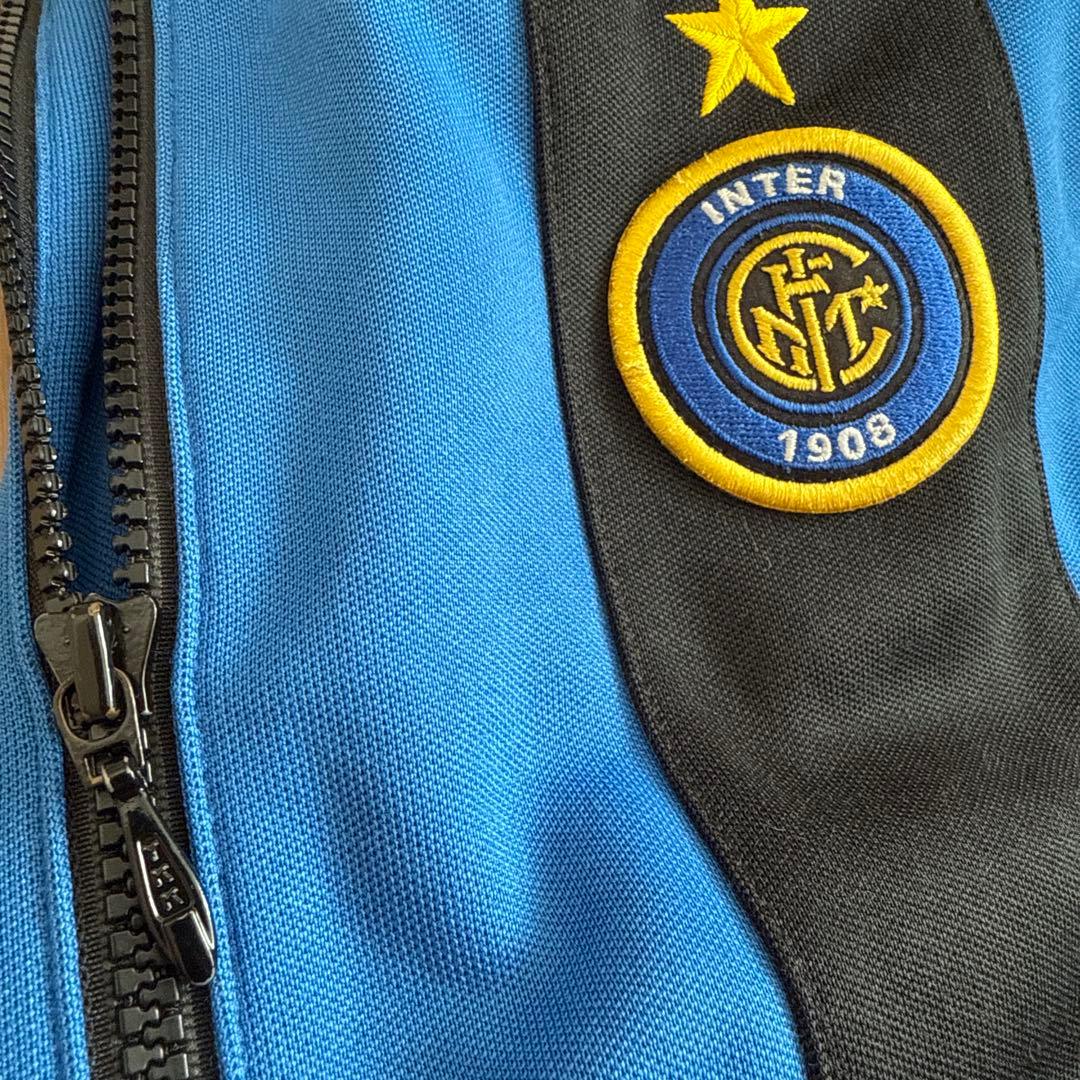 サッカー　インテル　ジャージ　ナイキ　トラックトップ