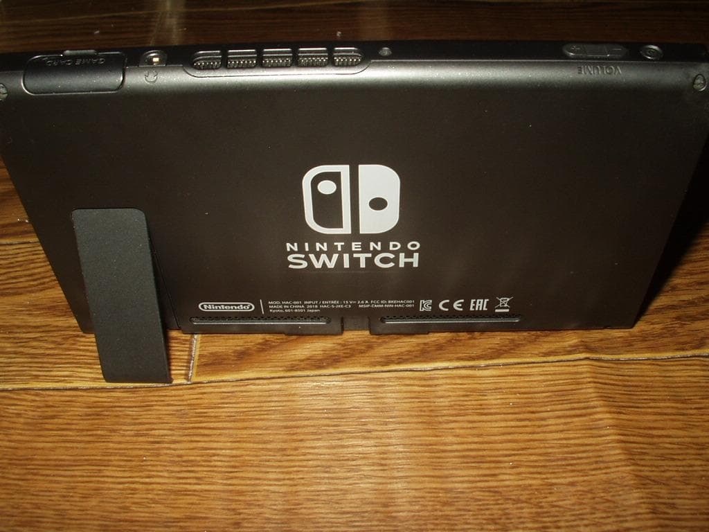 NINTENDO SWITCH 本体のみ 任天堂 ニンテンドー 初期化済み