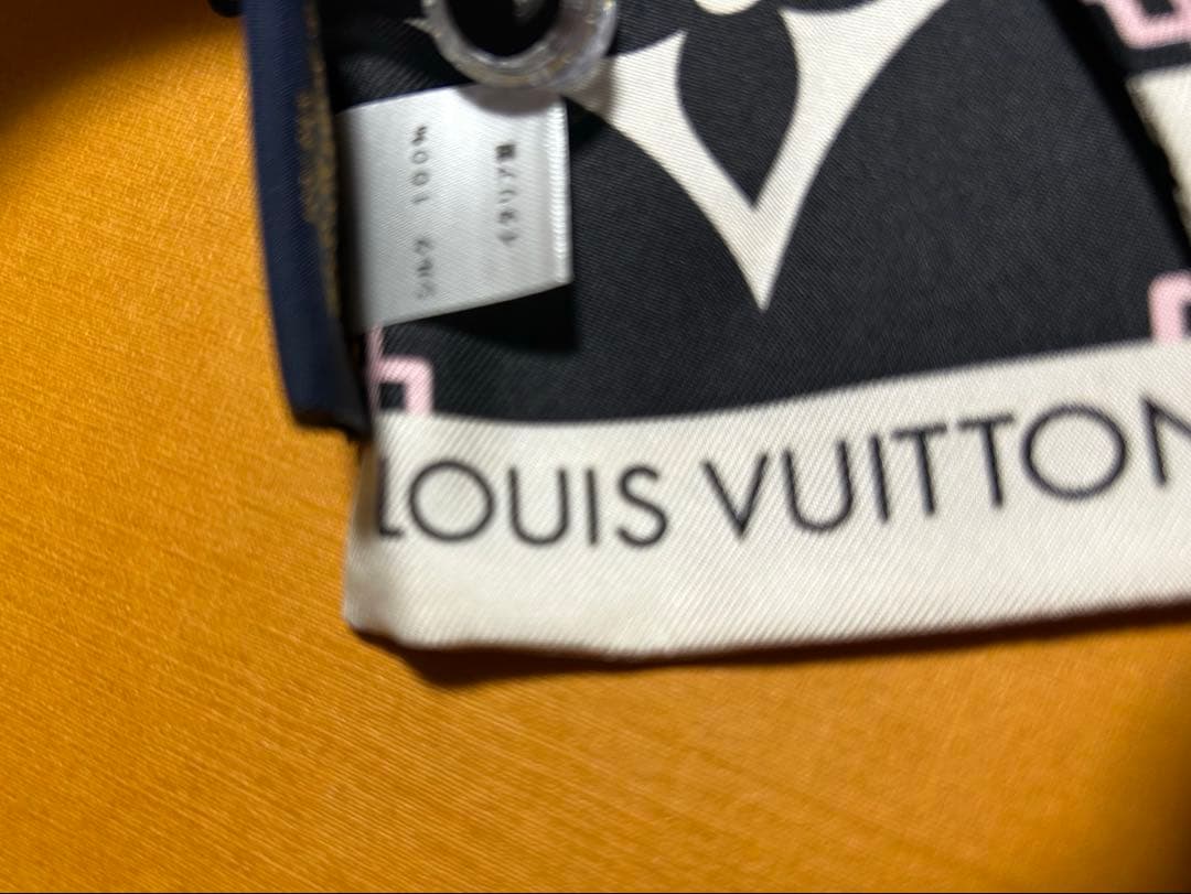 Louis Vuitton バンドー