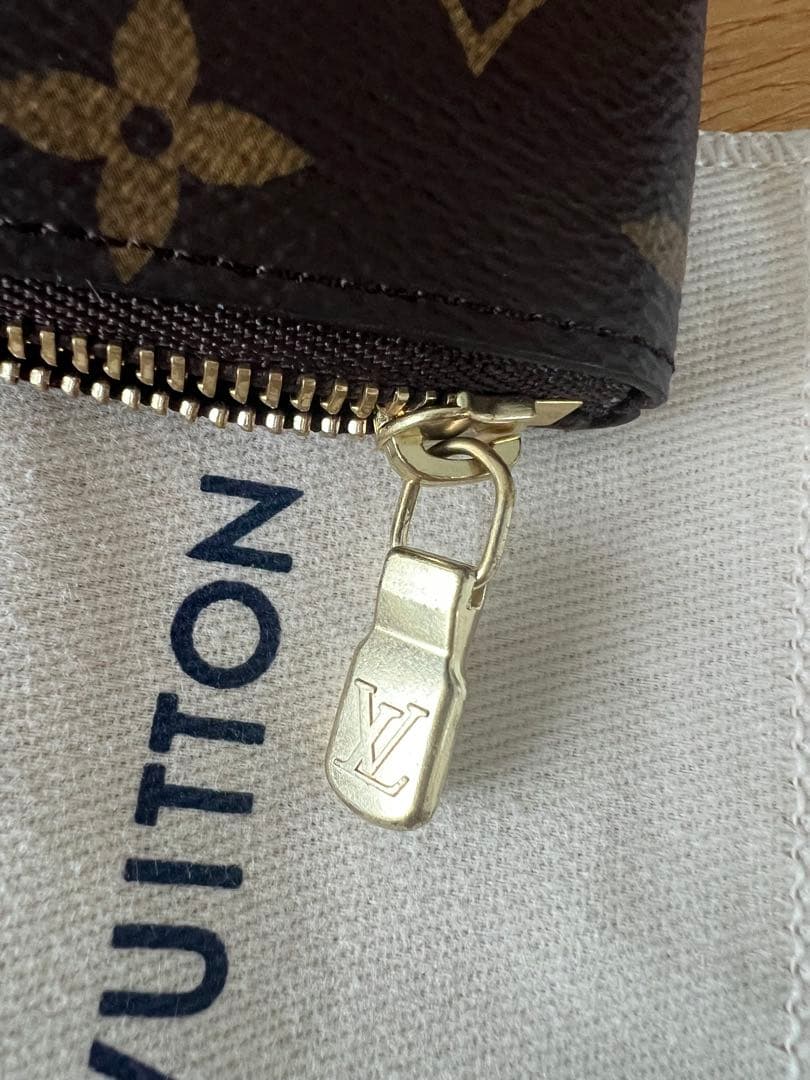 Louis Vuitton モノグラム カードキーケース