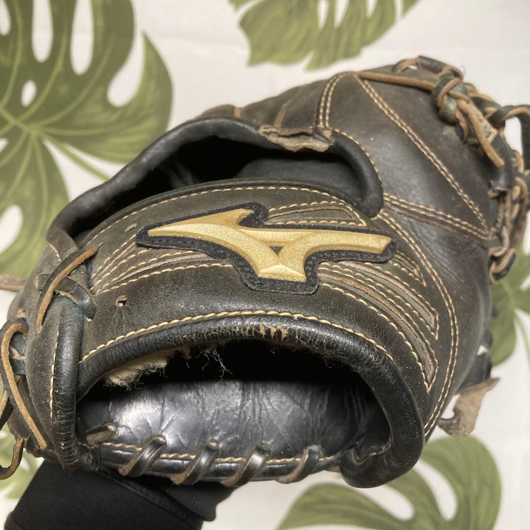 内野手用グローブ　硬式　グローバルエリート